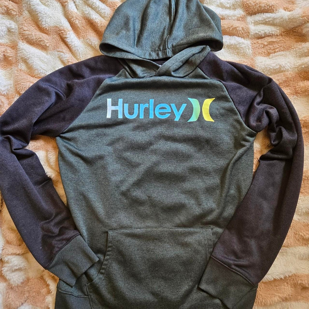 youth xl (18/20) Hurley hoodie #skaterstyle